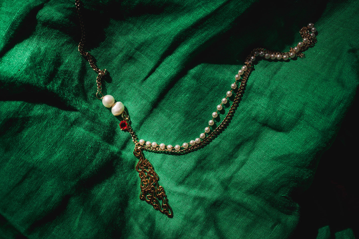 Palestine Map of Hope -White