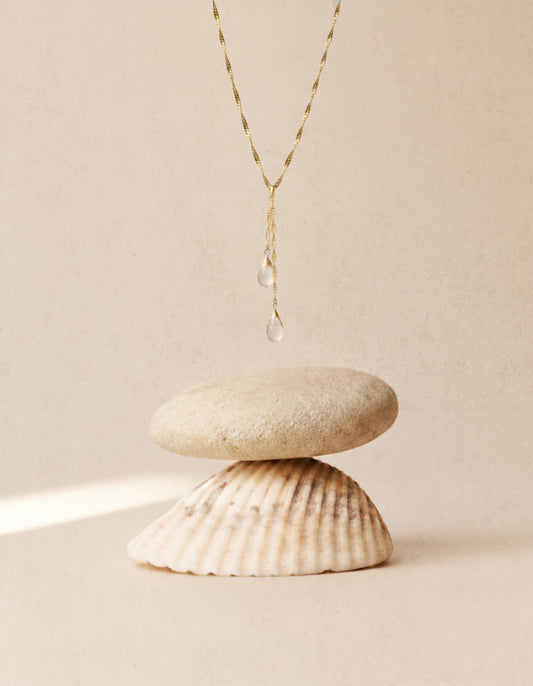 Dewdrop Lariat Necklace
