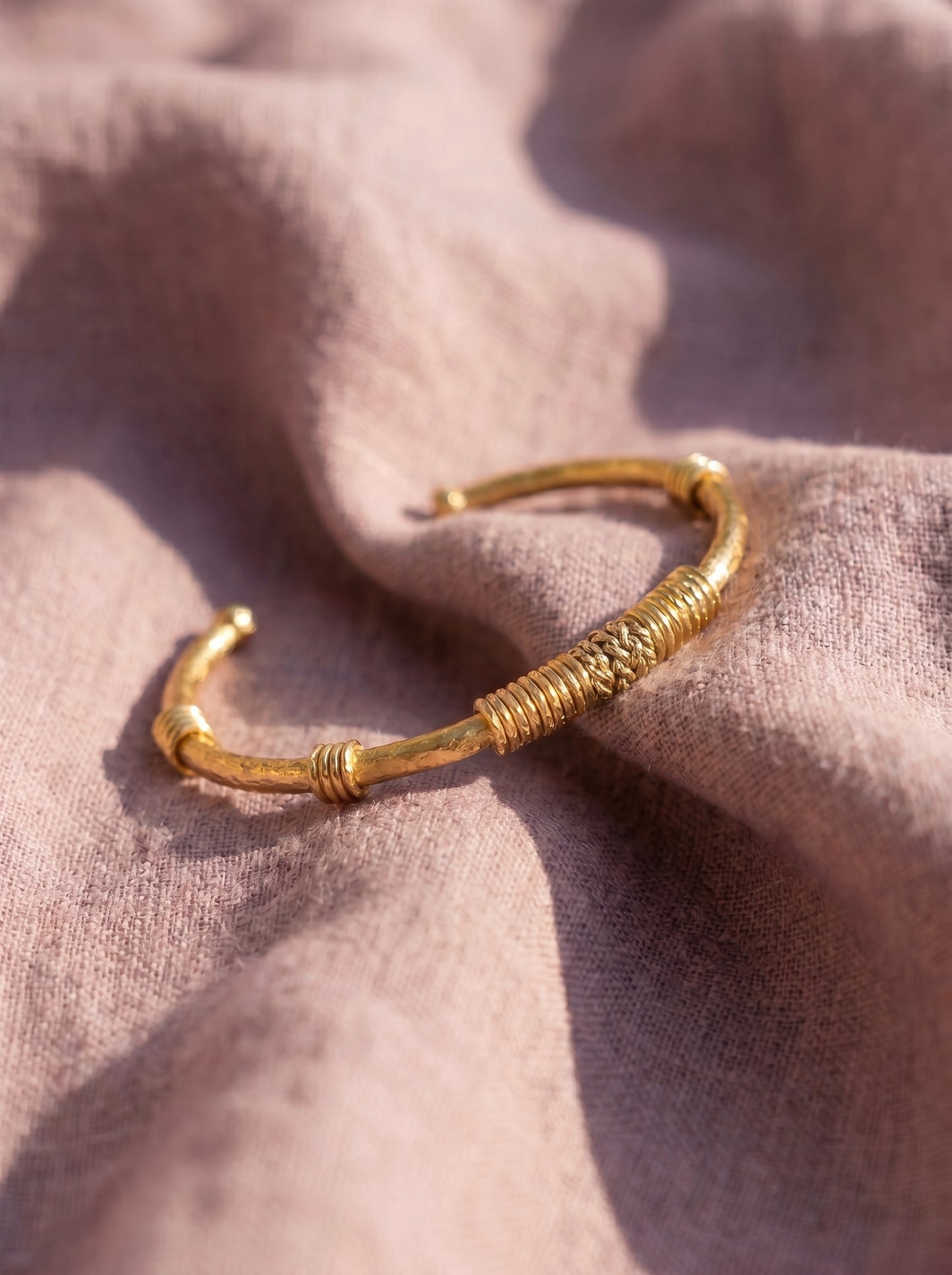 Echo Pulse Bangle