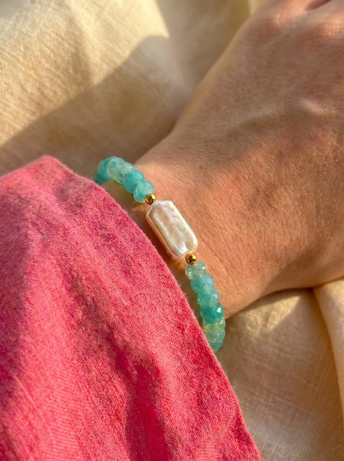 Aqua Pearl Agate Bracelet