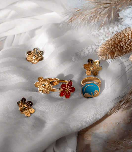 Togglie Petalo Dipinta Charms