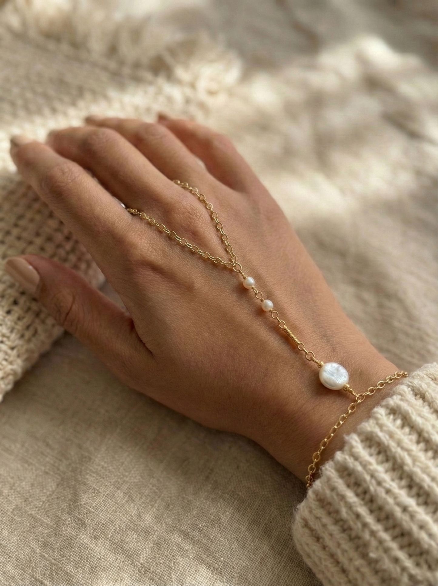 Luna Pearl Hand Chain